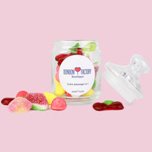 Charger l'image dans la galerie, Bonbonnière décoré d'une étiquette Bonbon Factory Boutique. Un cadeau gourmand à offrir ?